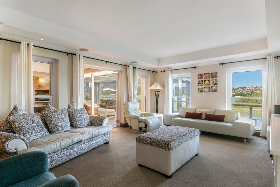 6 Bedroom Property for Sale in Thesen Islands Western Cape